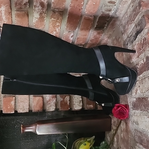 Alexander McQueen VTG Black Knee High Platform Stiletto Boots | Gothcore Baddie - Picture 3 of 16